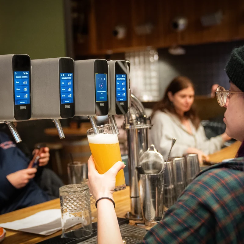 Pubinno Smart Tap – Grifo inteligente con IA para cerveza y bebidas por grifo