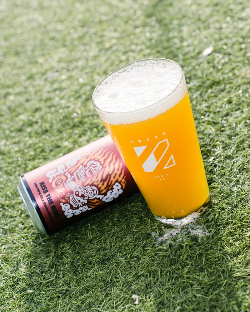 KISS THE RING (DDH Double NEIPA - 8%)