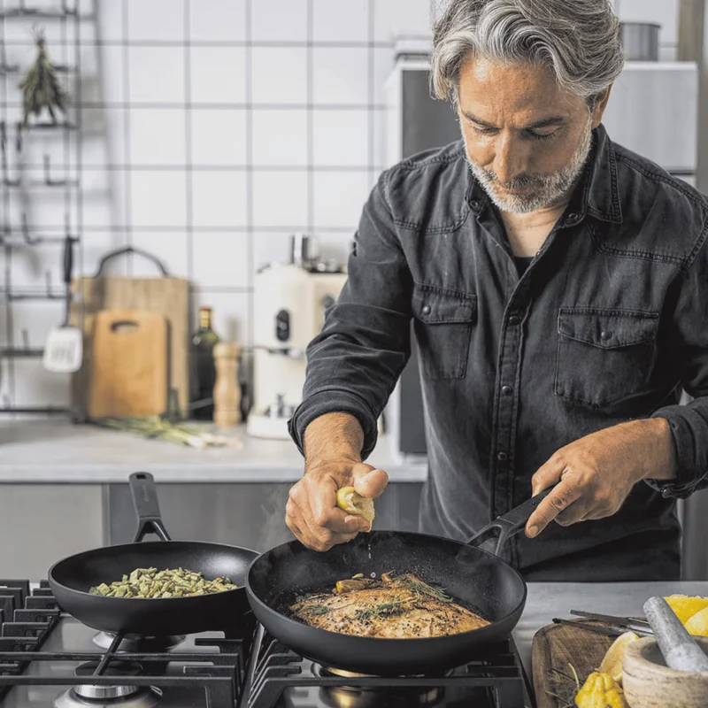 Batterie de cuisine KitchenAid Poêles Classic Forged - ø 20, 24 & 28 cm - revêtement antiadhésif céramique