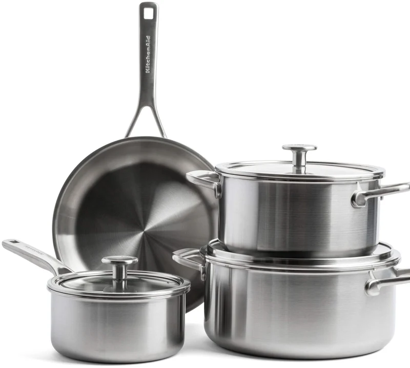 Ensemble de casseroles KitchenAid Multi-Ply Stainless Steel 6-pièces : casserole ø 20 et 24 cm, casserole ø 16 cm et poêle ø 24 cm + poêle Classic Forged ø 24 et 28 cm