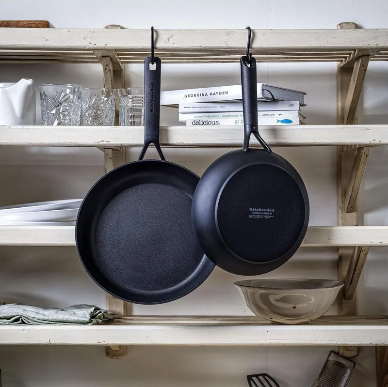 Ensemble de poêles KitchenAid Classic Forged 2 pièces - Revêtement Céramique - poêles à frire ø24/28 cm