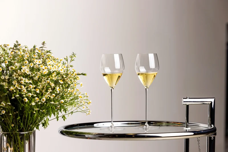 Set de verres a vin Riedel - Verres a champagne - Veloce - 327 ml - 2 pieces