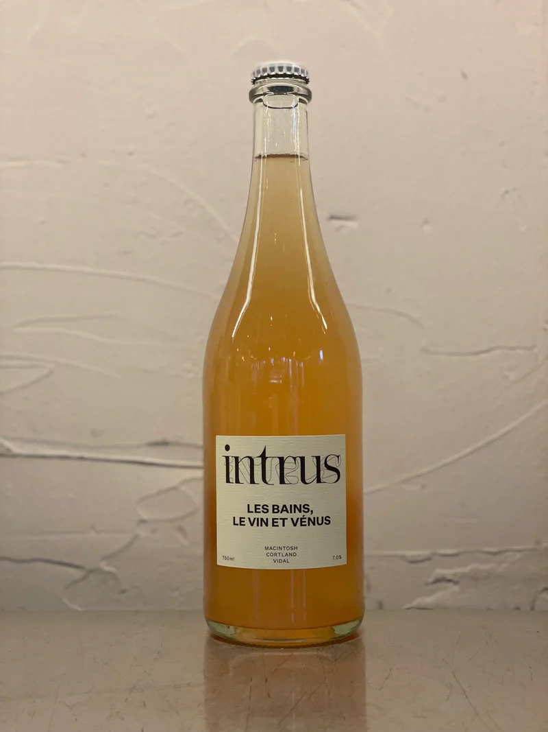Les Bains, Le Vin, et Vénus