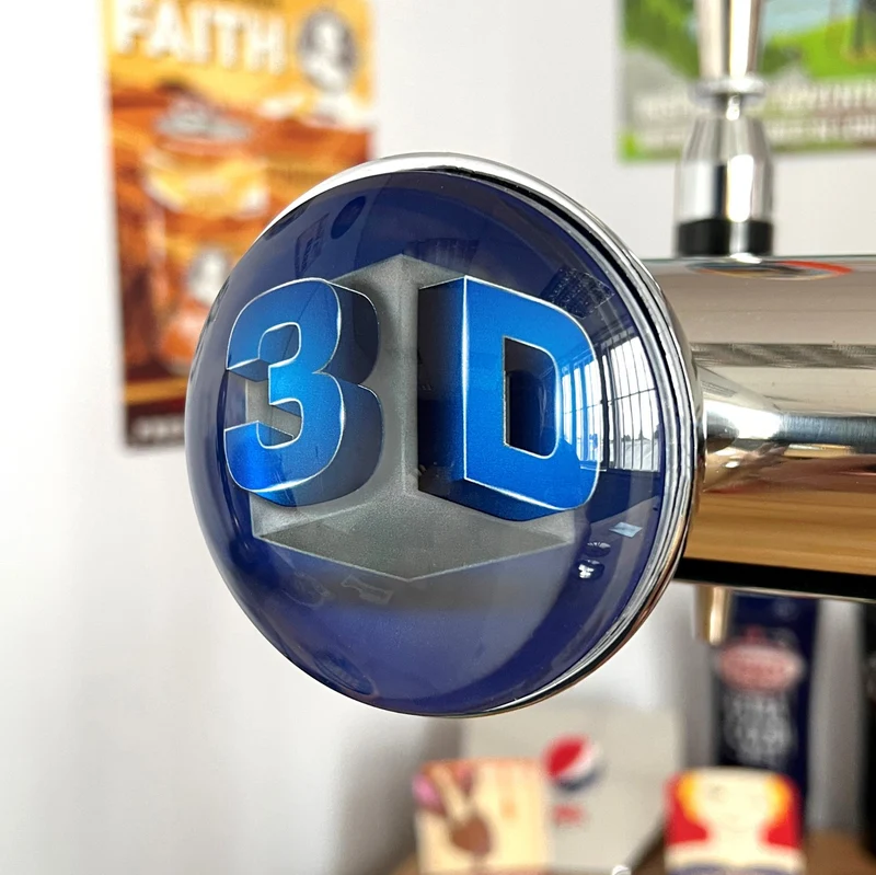 Insigne pompe à bière lentille 3D frogeye