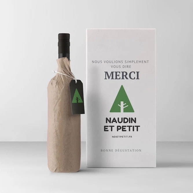 Coffret 1 bouteille 75cL et 2 verres personnalisés