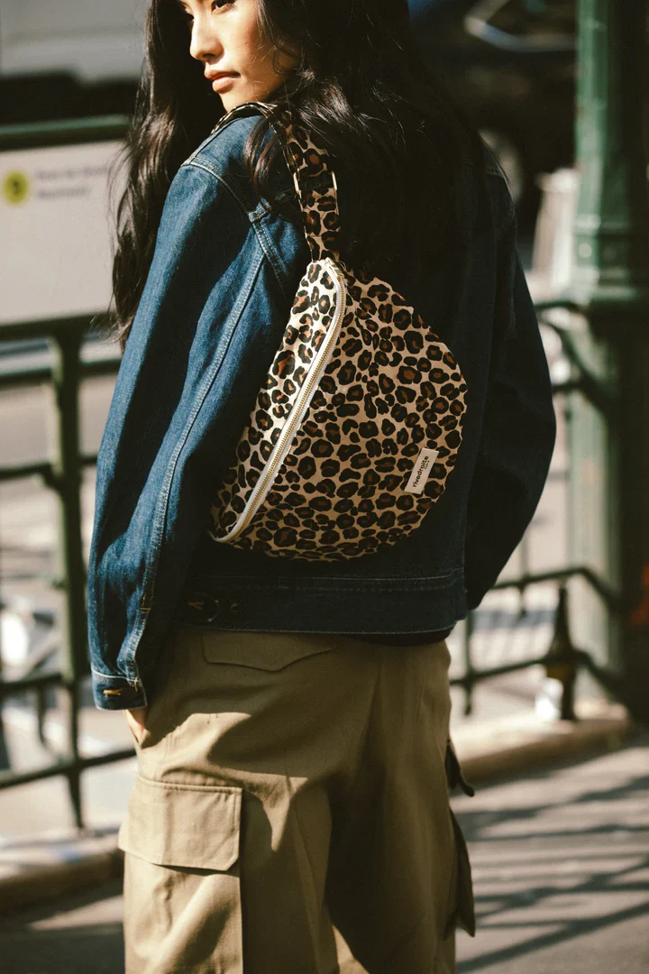Banane Custine Léopard beige XL - Rivedroite