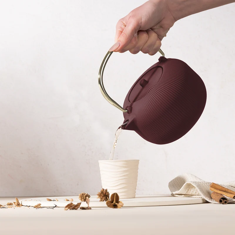 Théière en Fonte avec filtre en inox BerlingerHaus mat Bordeaux - 1 litre