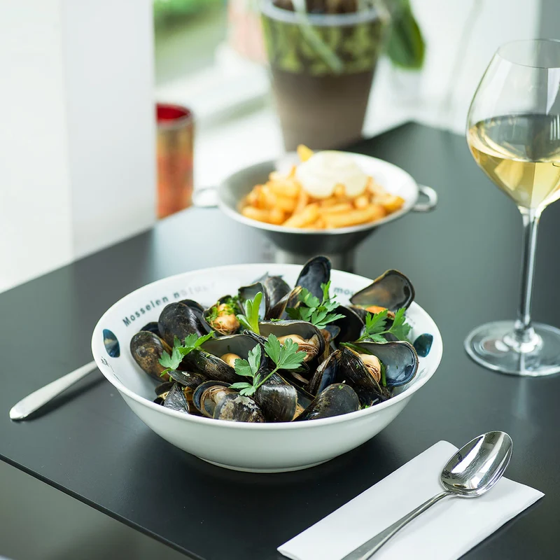 Service à moules - Marmite à moules ø 24 cm (Induction) avec Assiettes à moules & Couverts Anovi - 2 Personnes
