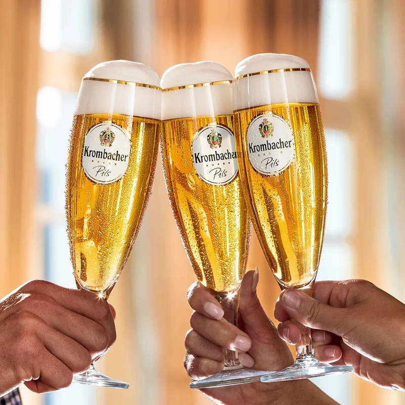 Verres à bière Krombacher sur pied 300 ml - 6 pièces