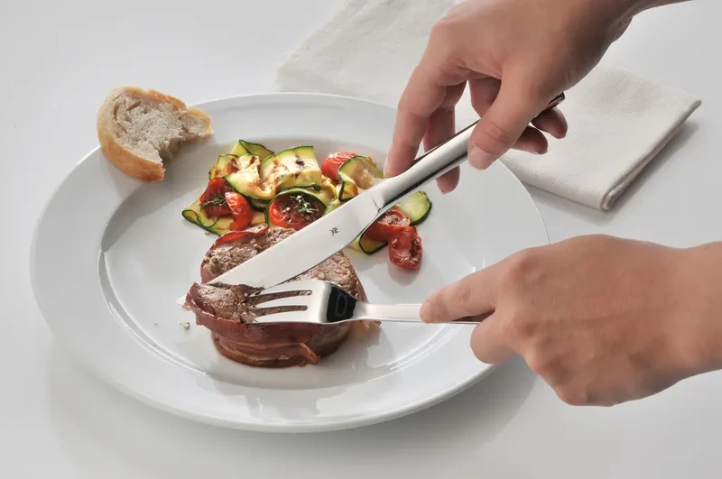 Ensemble de couteaux à steak WMF - en inox - Nuova - 23 cm - 6 pièces