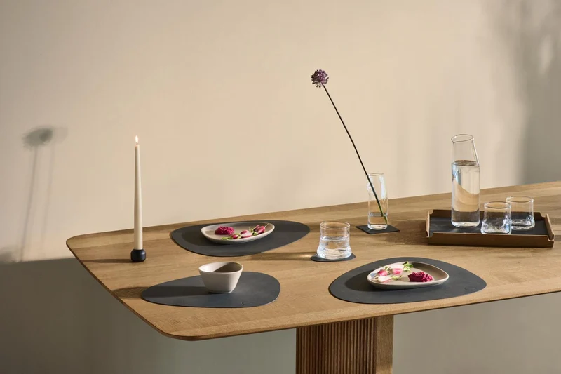 Ensemble de sets de table LIND DNA - en cuir - Nupo - 44 x 37 cm - 2 pièces