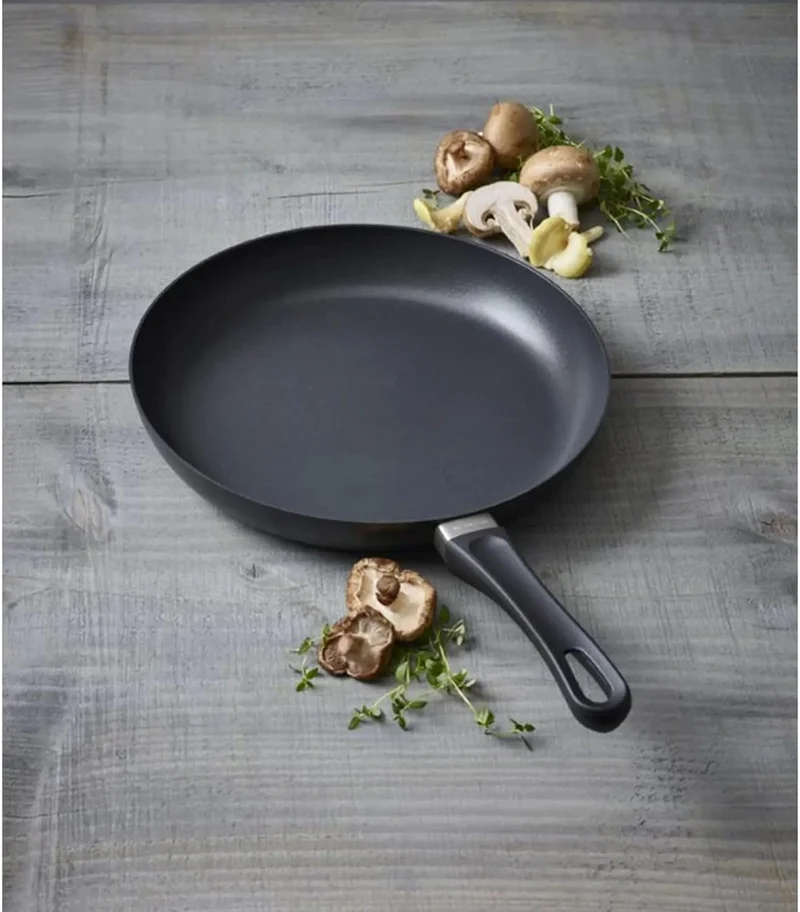 Poêle SCANPAN Classic Induction ø 28 cm - adaptée à toutes les sources de chaleur - revêtement antiadhésif standard