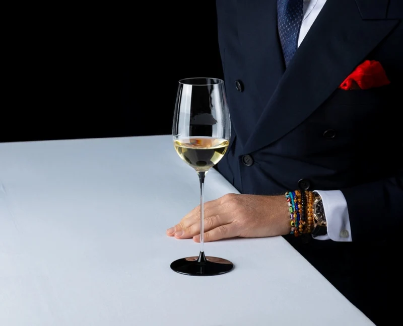 Verre à vin blanc Riedel Fatto A Mano Black Tie - Riesling - 400 ml