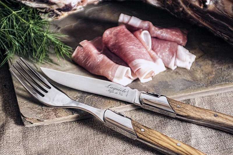 Set de couteaux a steak Laguiole Style de Vie - Lame 10 cm - 6 pièces